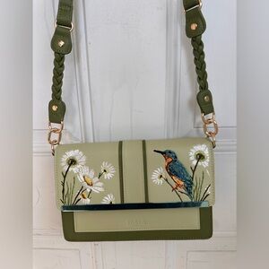 Green Artistic Shoulder Bag with Bird Embroidery